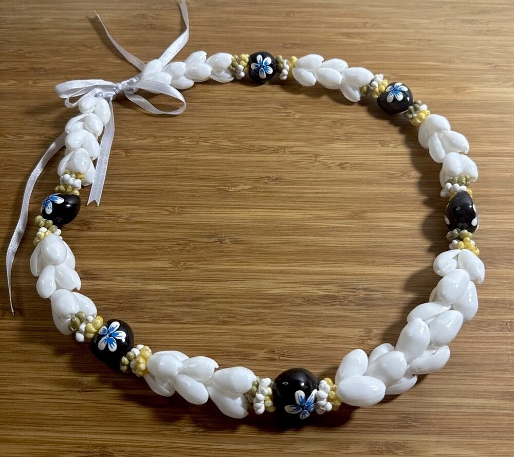 Hawaiian Shell Lei Kukui Nut Black Floral White Shell Beads Ribbon Necklace